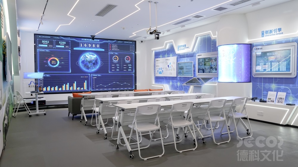 在科技展廳設(shè)計(jì)中，如何設(shè)置互動(dòng)展示區(qū)以增強(qiáng)顧客體驗(yàn)？